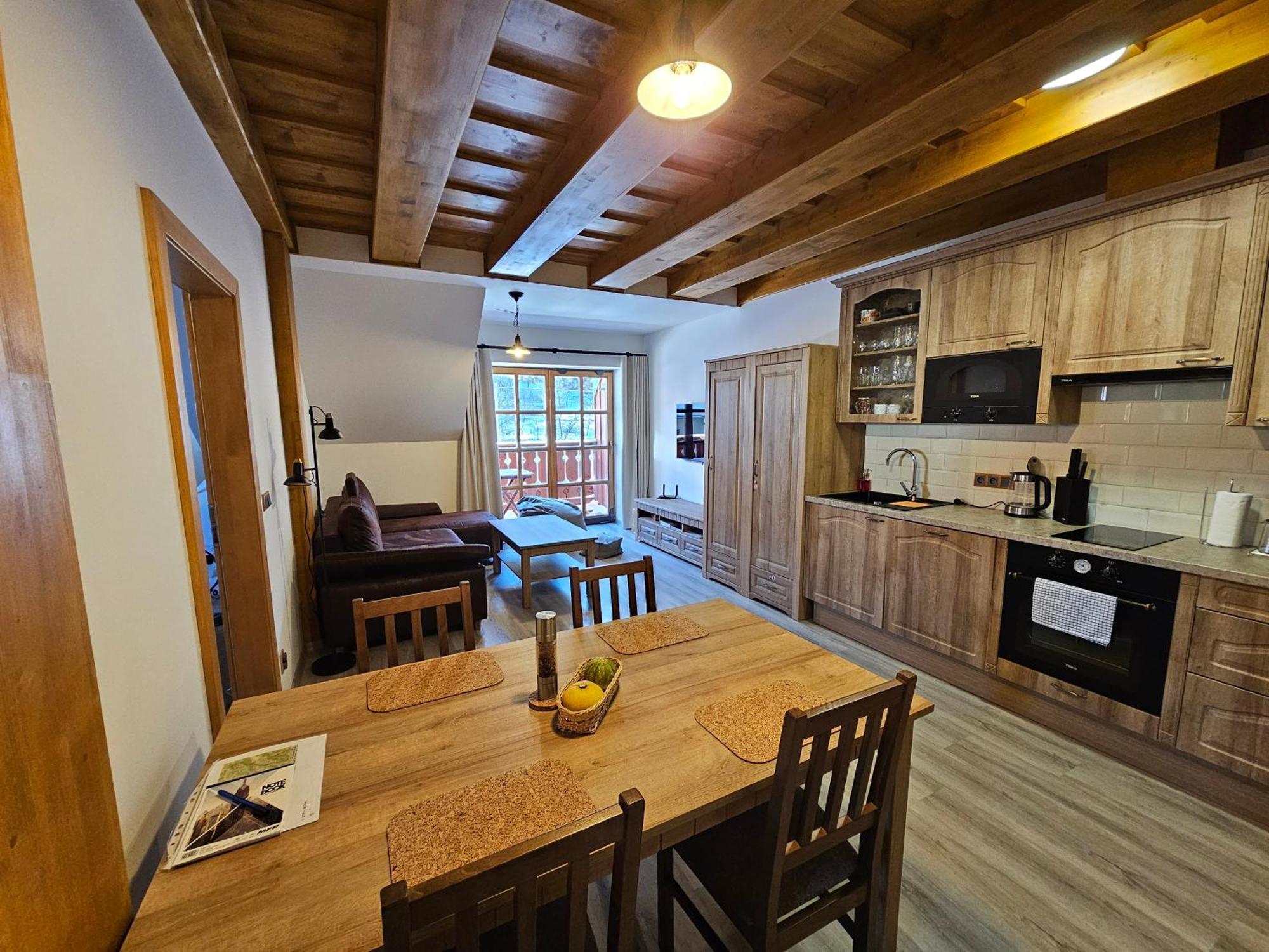 Apartmany Jezerne Вельке-Карловице Экстерьер фото