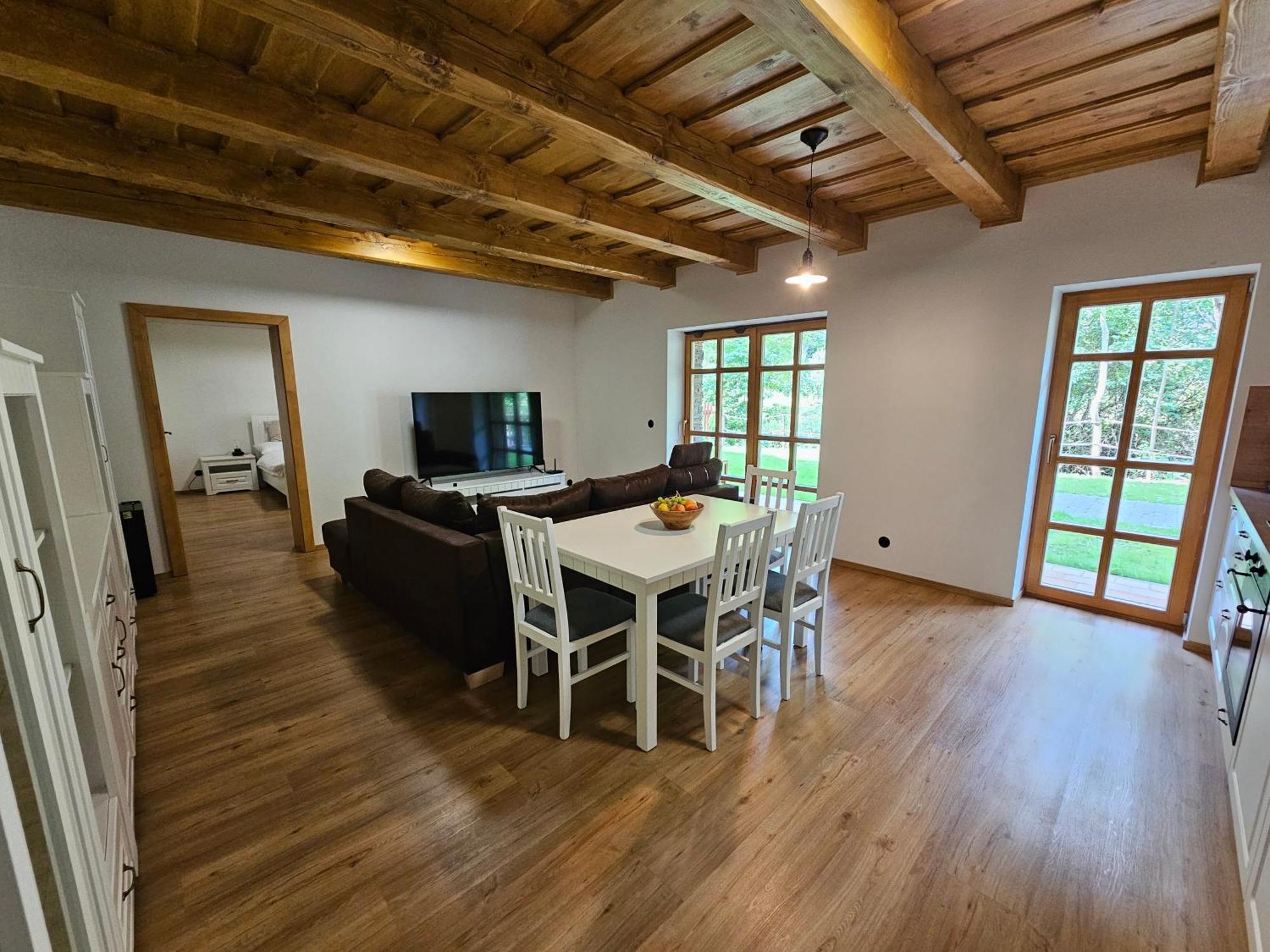 Apartmany Jezerne Вельке-Карловице Экстерьер фото