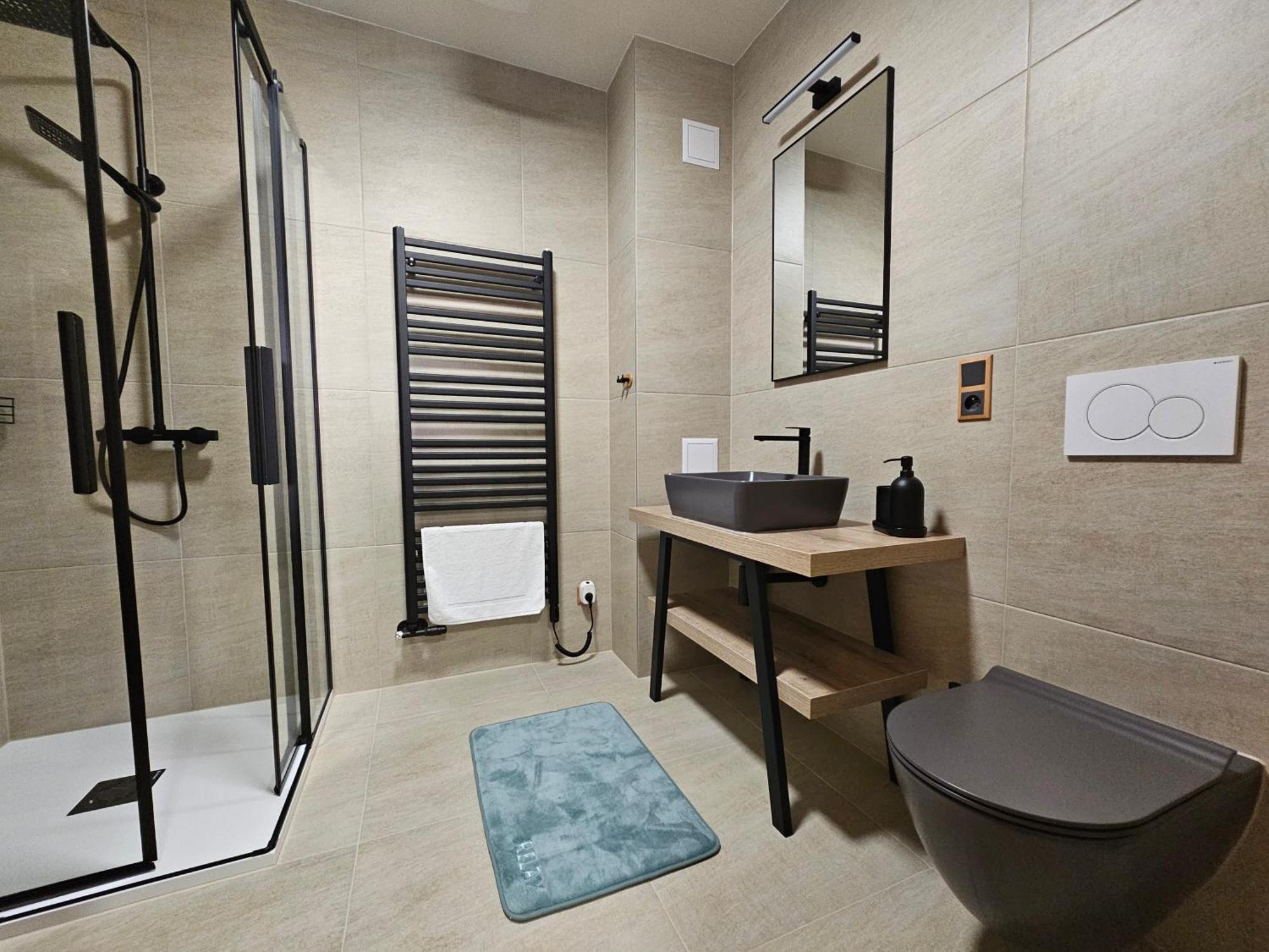 Apartmany Jezerne Вельке-Карловице Экстерьер фото