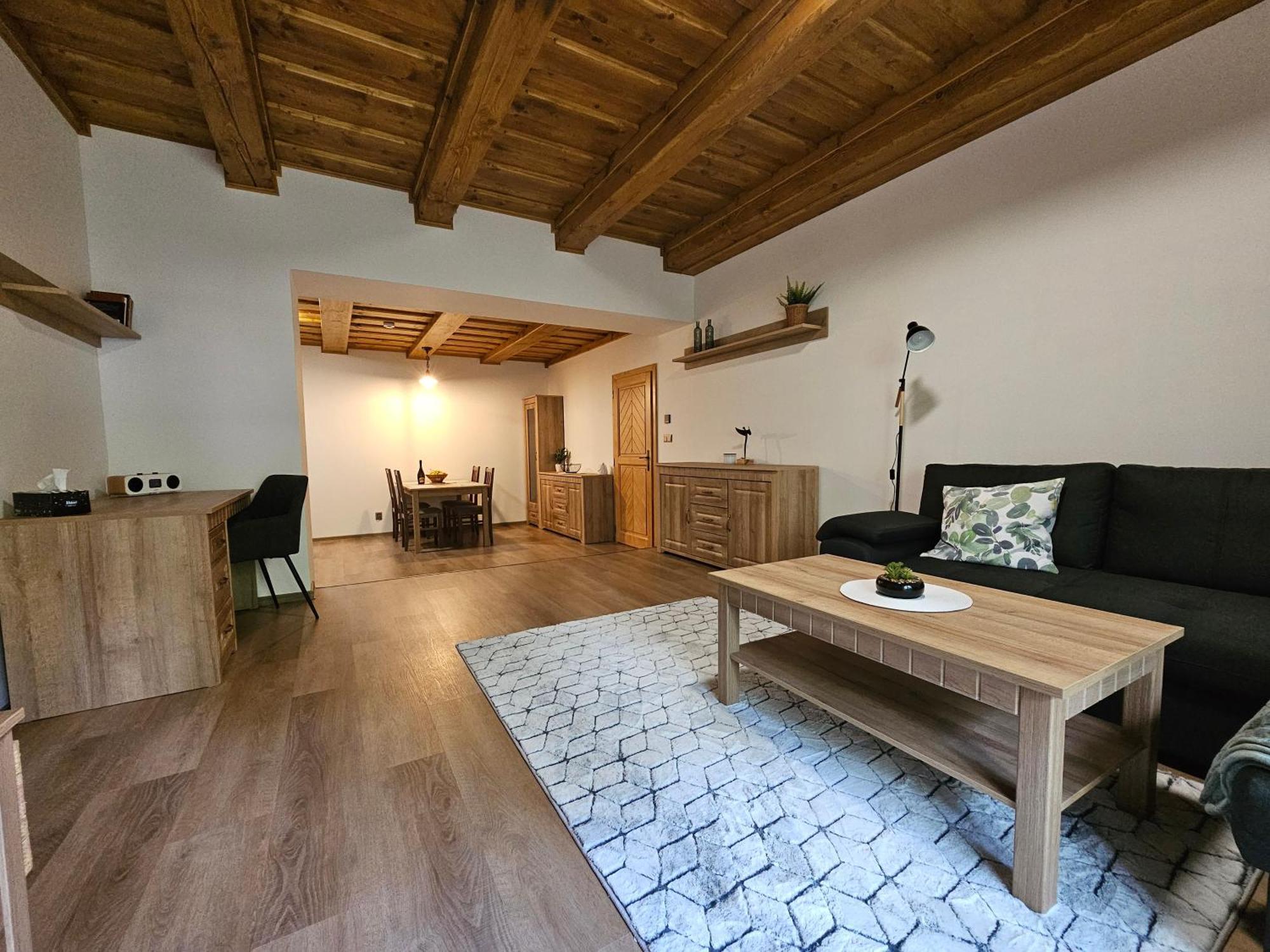 Apartmany Jezerne Вельке-Карловице Экстерьер фото