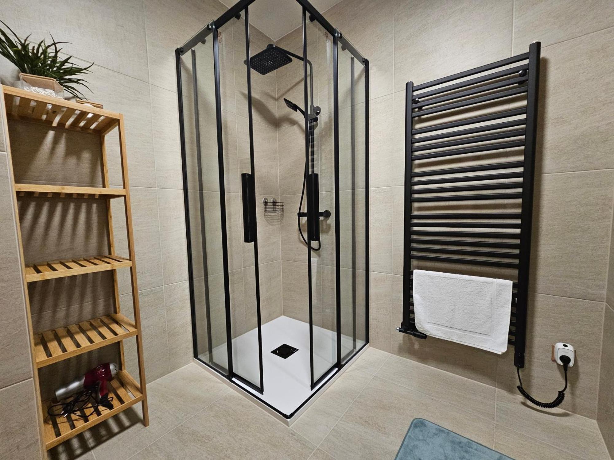 Apartmany Jezerne Вельке-Карловице Экстерьер фото