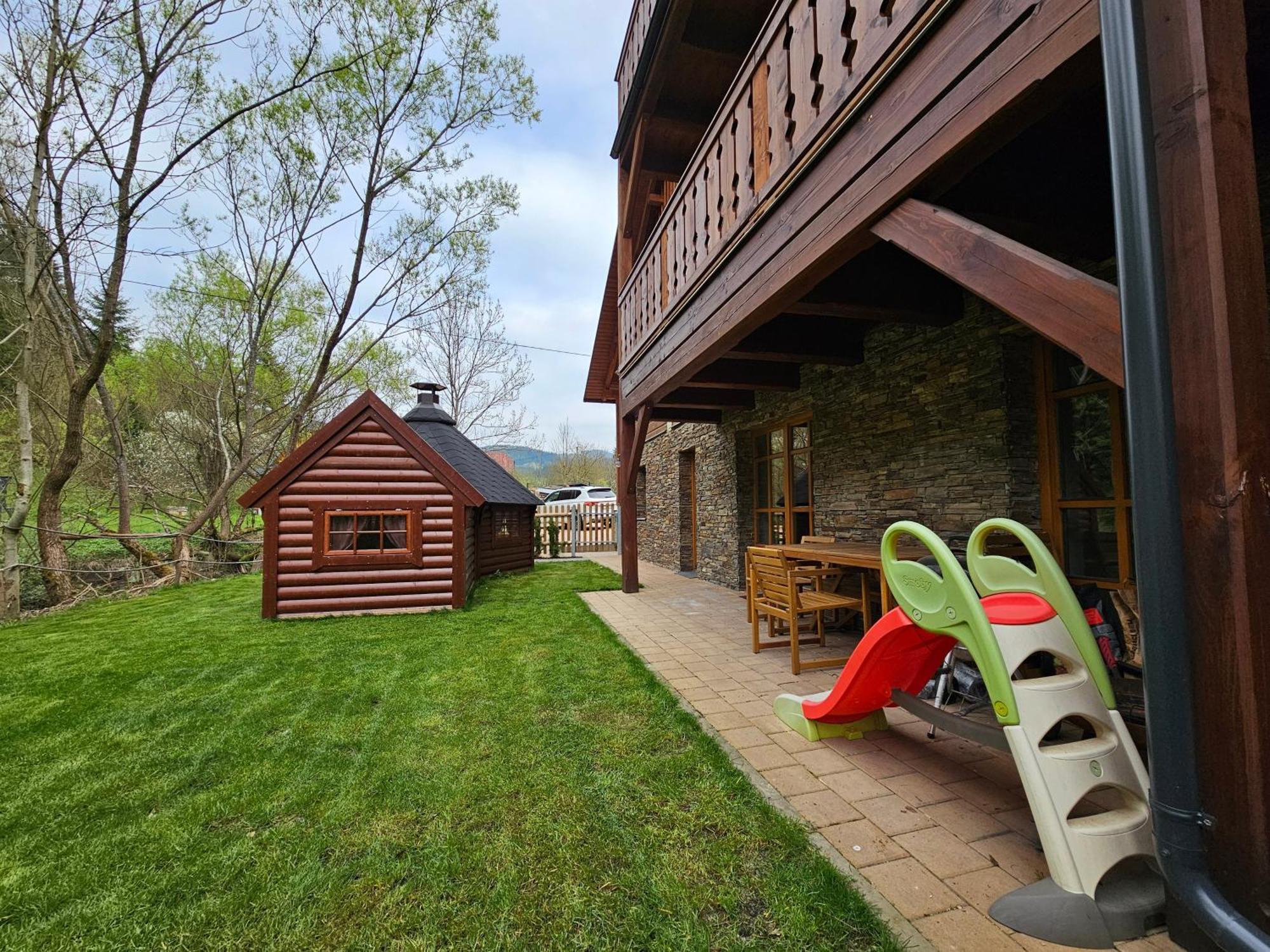 Apartmany Jezerne Вельке-Карловице Экстерьер фото