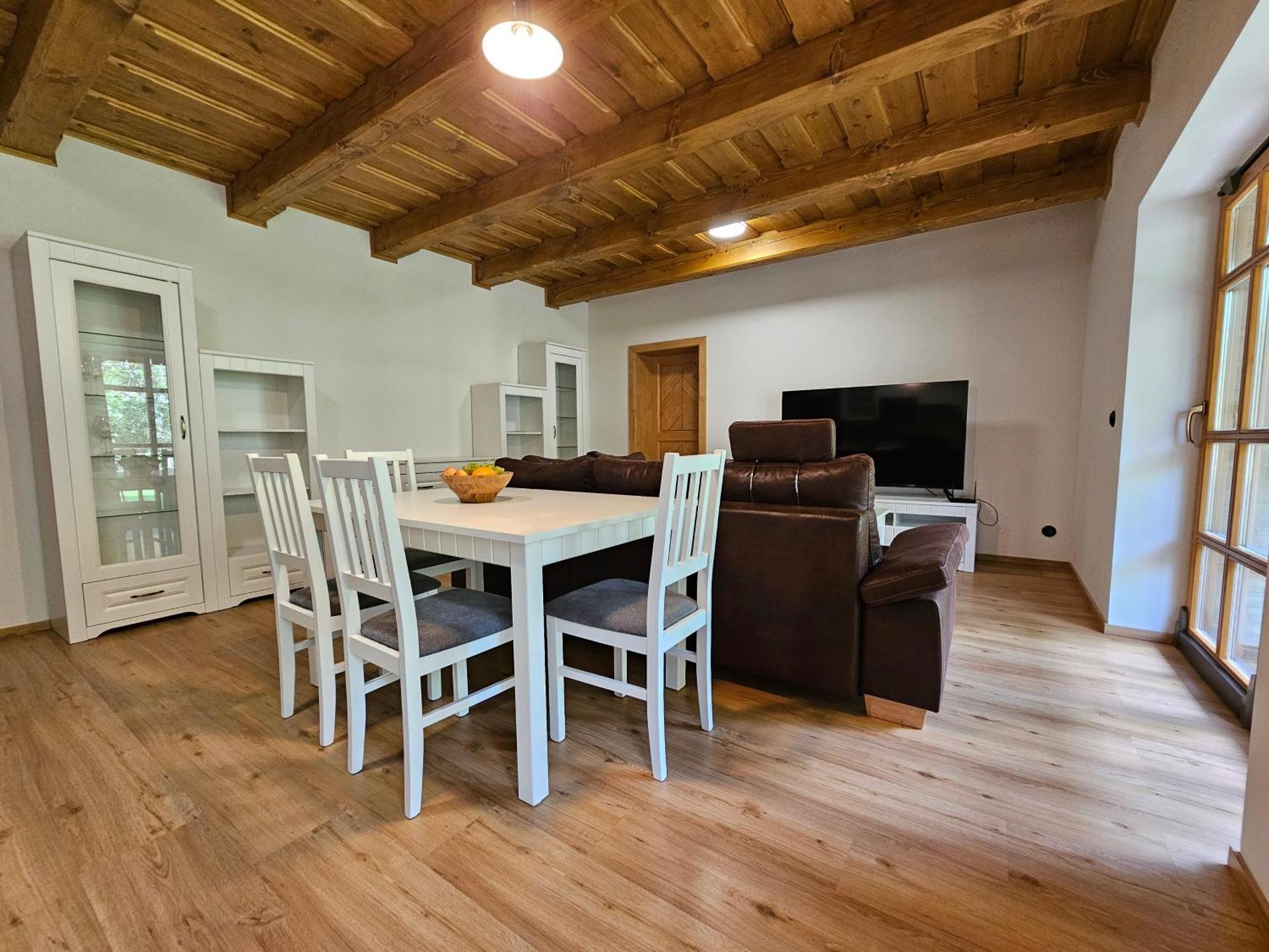 Apartmany Jezerne Вельке-Карловице Номер фото