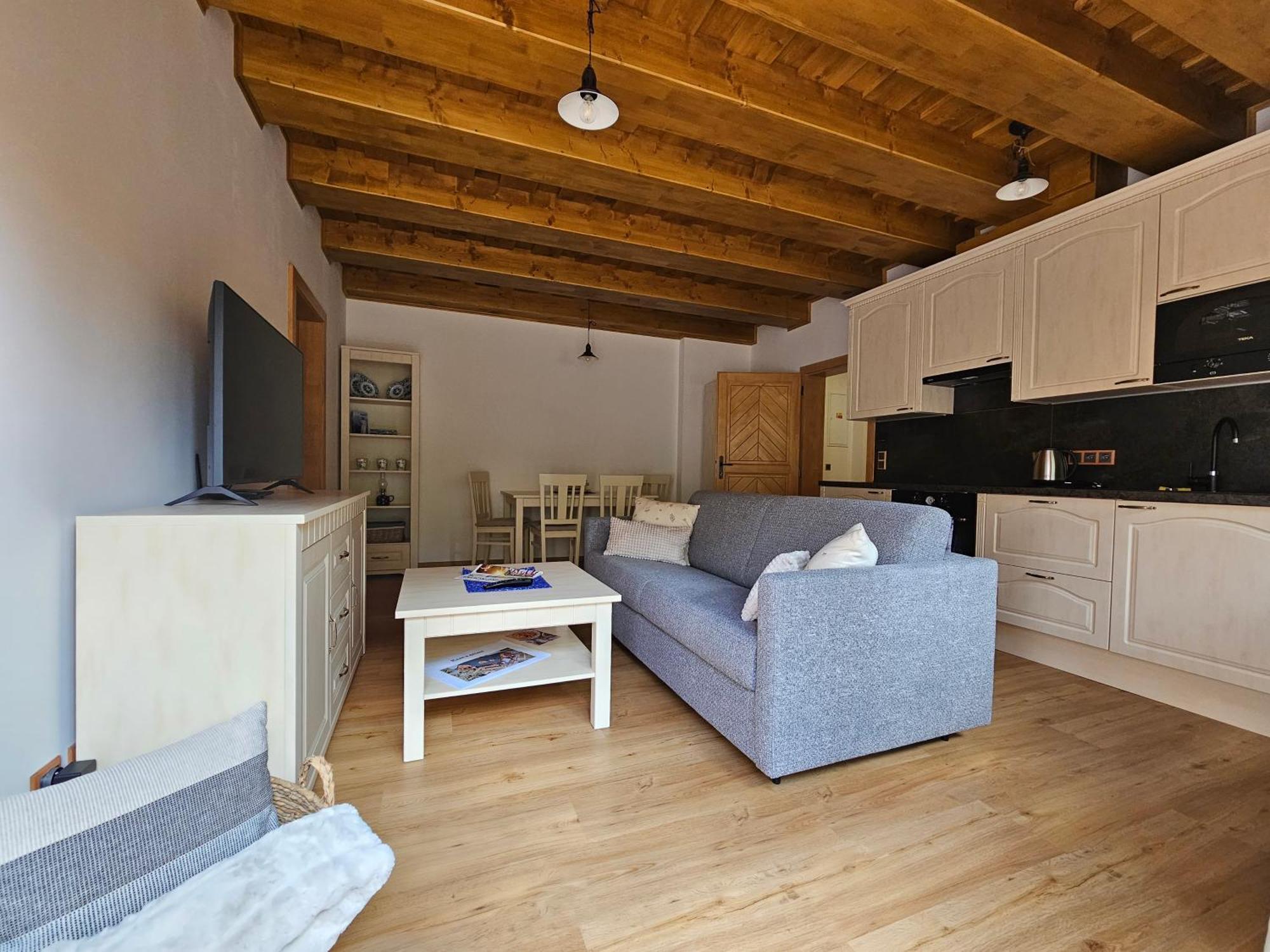 Apartmany Jezerne Вельке-Карловице Номер фото